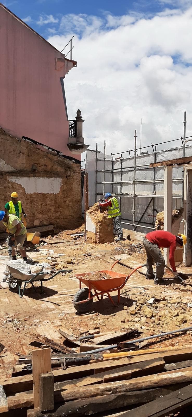 Equipa em obra